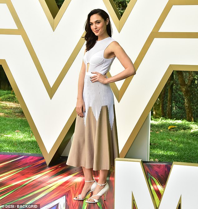 “Gal Gadot Stuns in Bold Underwired Dress at Wonder Woman Event in São Paulo”